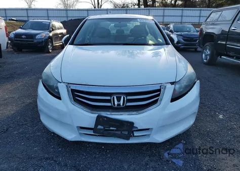 2011 Honda Accord Se from USA, damaged, VIN 1HGCP2F64BA155701